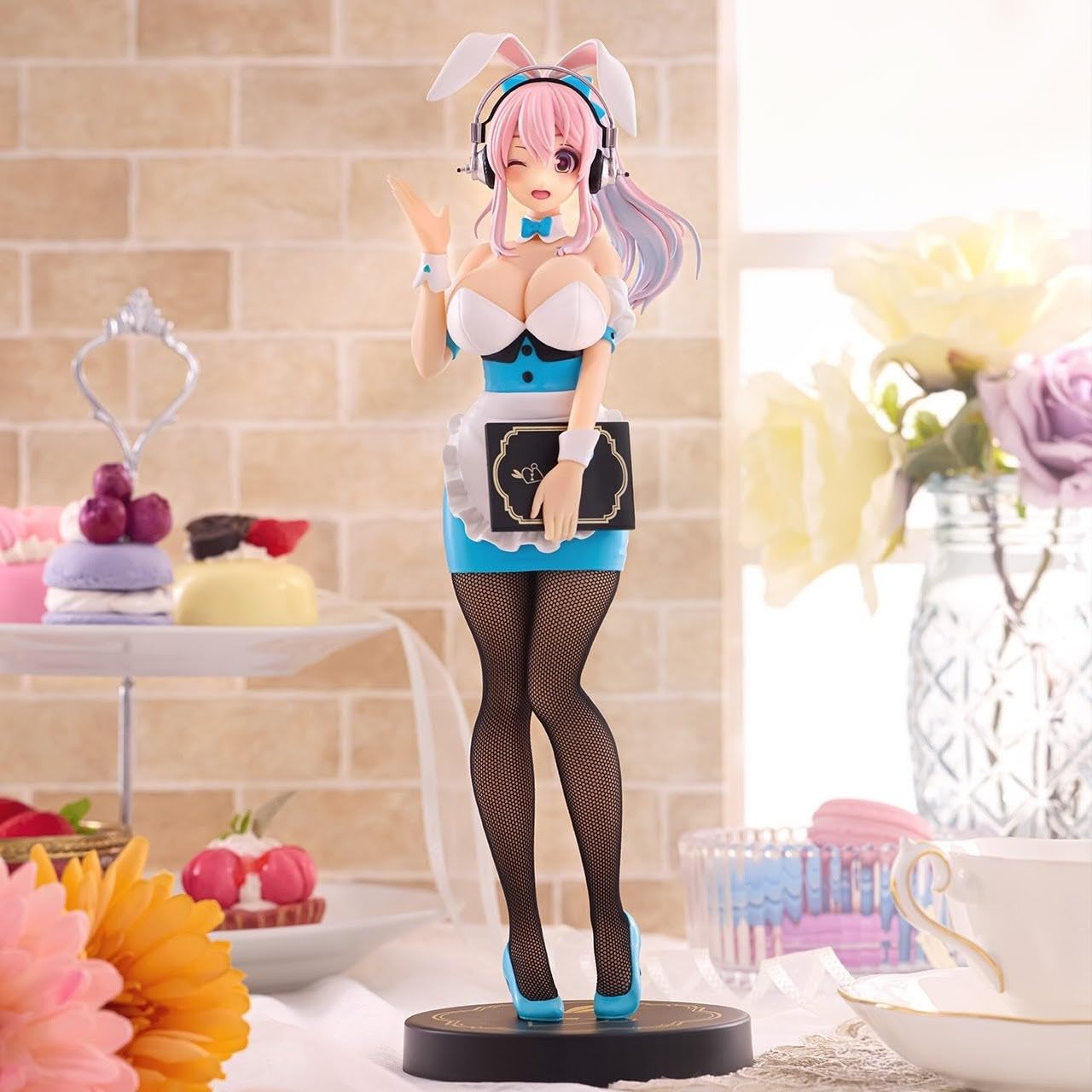 Amazon.co.jp: すーぱーそに子 フィギュア ウェイトレス ライトブルー